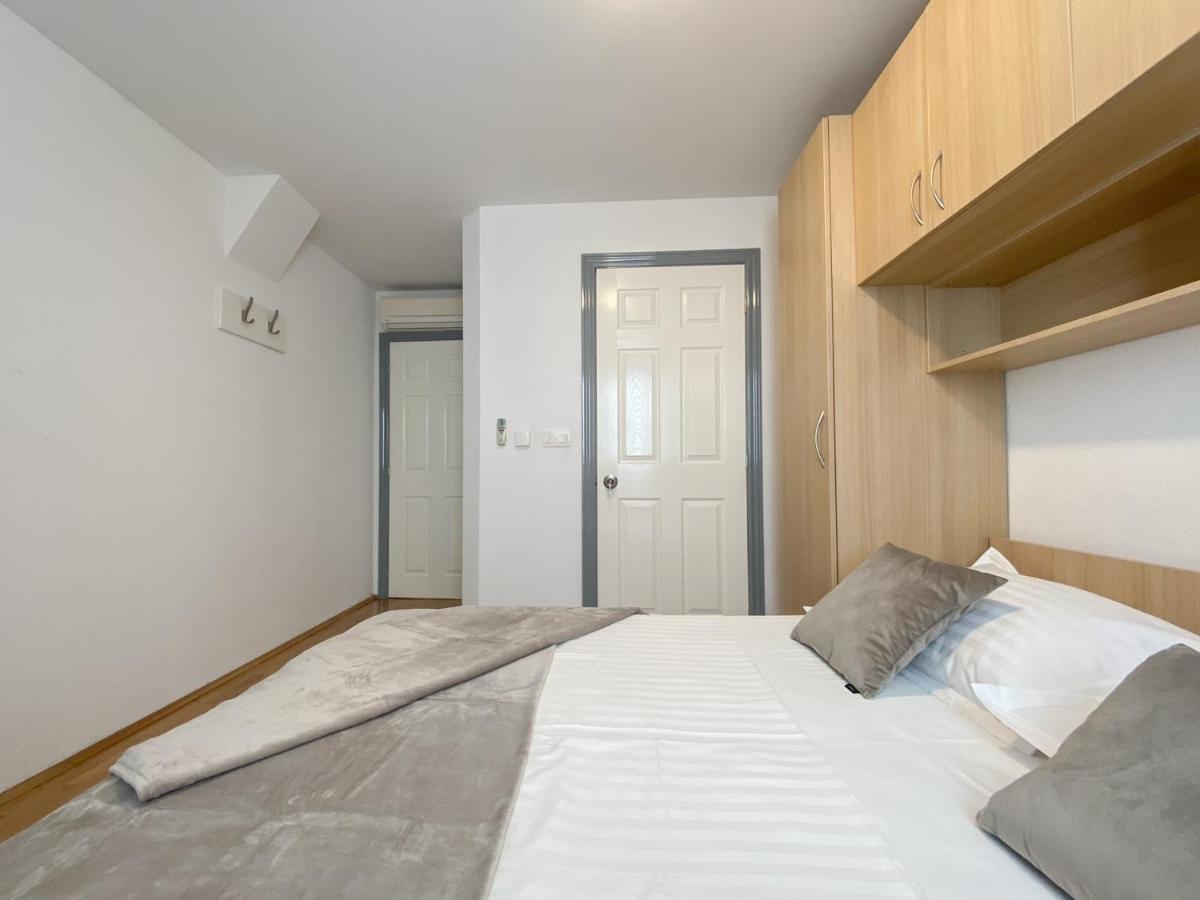 Apartments Paladin Makarska Exterior photo