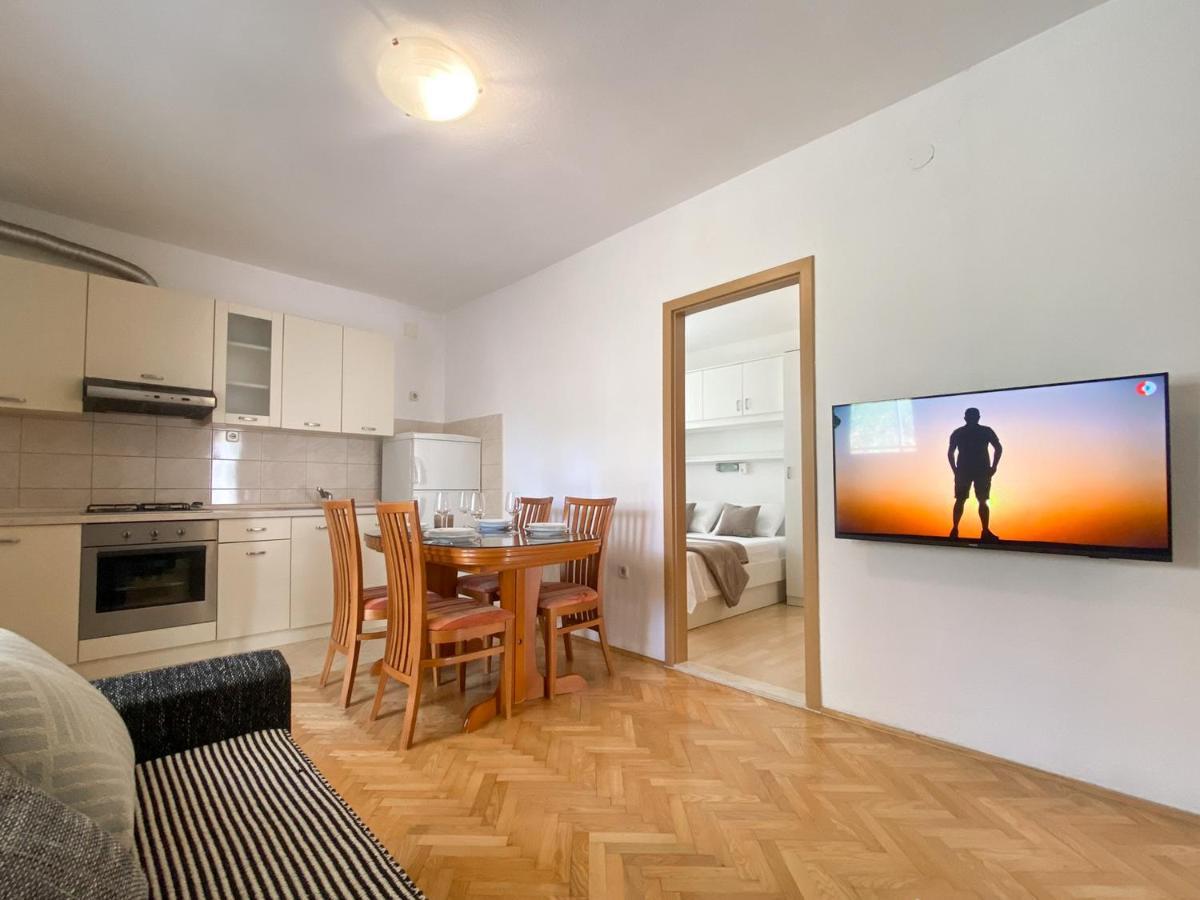 Apartments Paladin Makarska Exterior photo