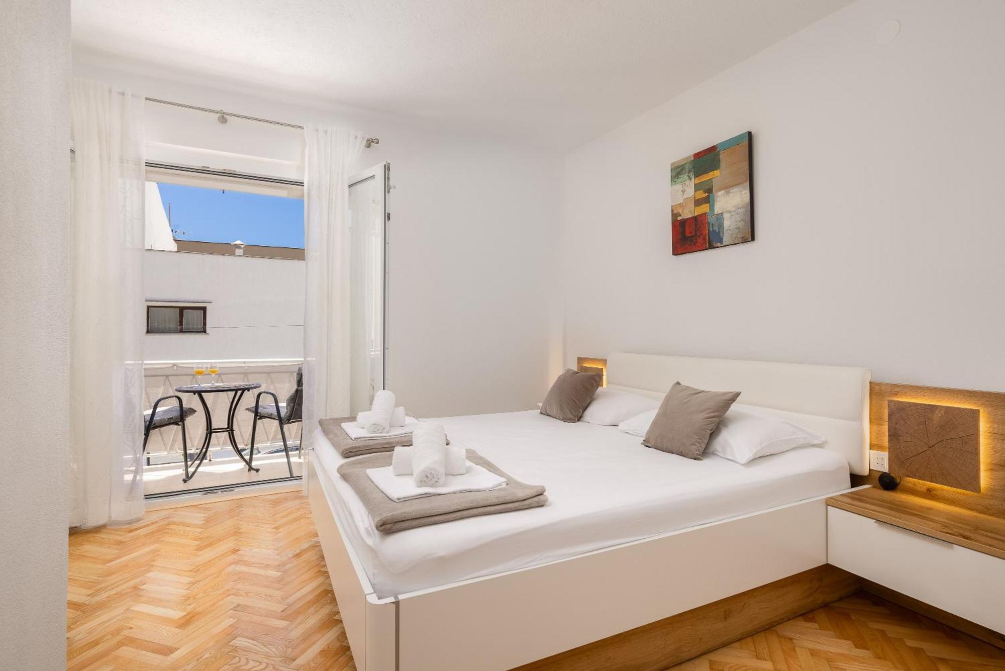 Apartments Paladin Makarska Exterior photo