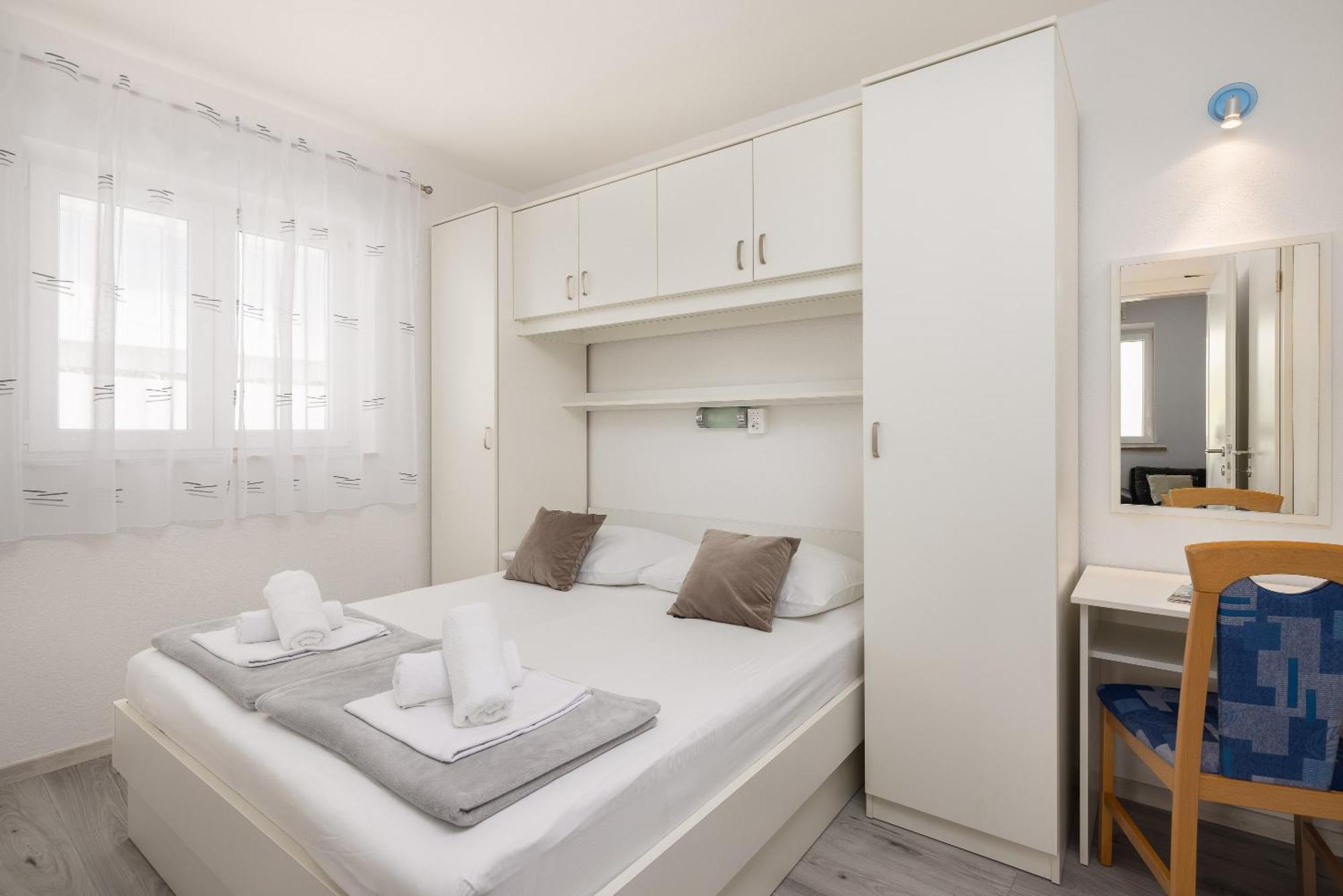 Apartments Paladin Makarska Exterior photo